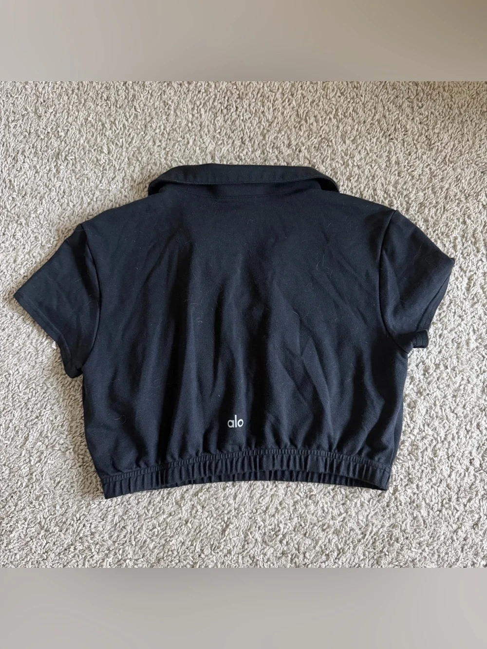Alo Yoga Cropped Prestige Polo